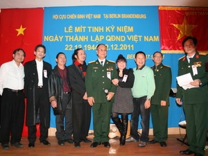 Kỷ niệm ngày thành lập Quân đội Nhân dân Việt Nam tại Đức và Lào